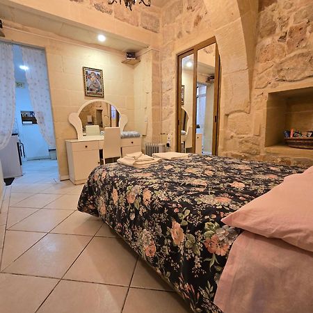 Charming Rustic Getaway In Xaghra, Gozo. Apartment Exterior photo